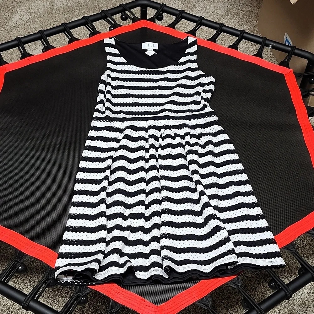 Elle dress black and white stripes size small box #5